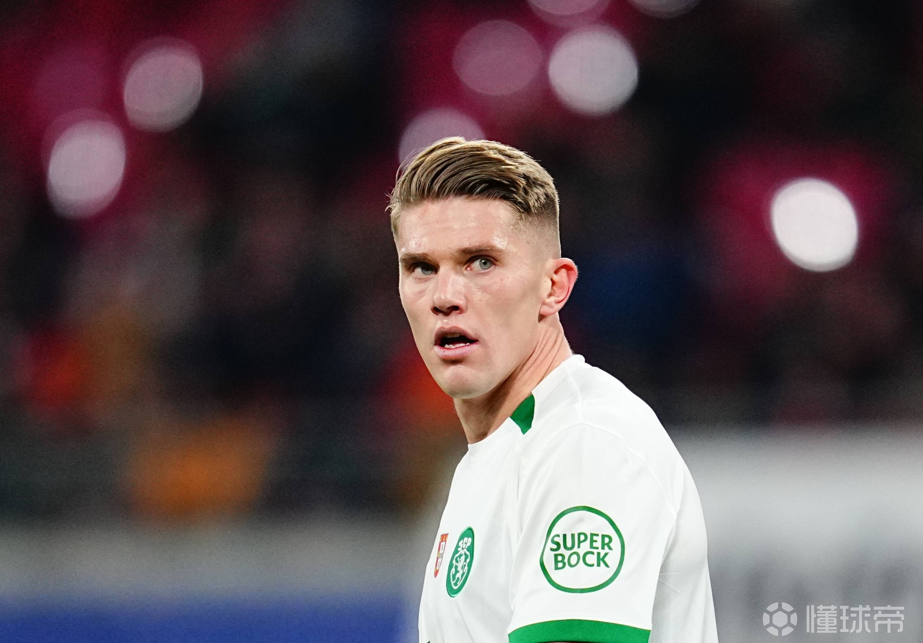 开云体育-包含转会期阿森纳备战CBA季后赛，单刀错失细节曝光，引发热议，身体对抗强度拉满的词条-开云体育